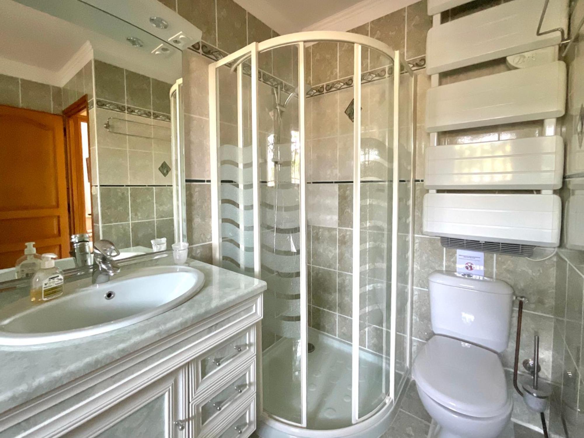 Chambres D'Hotes Les Noisetiers Digne-les-Bains Dış mekan fotoğraf
